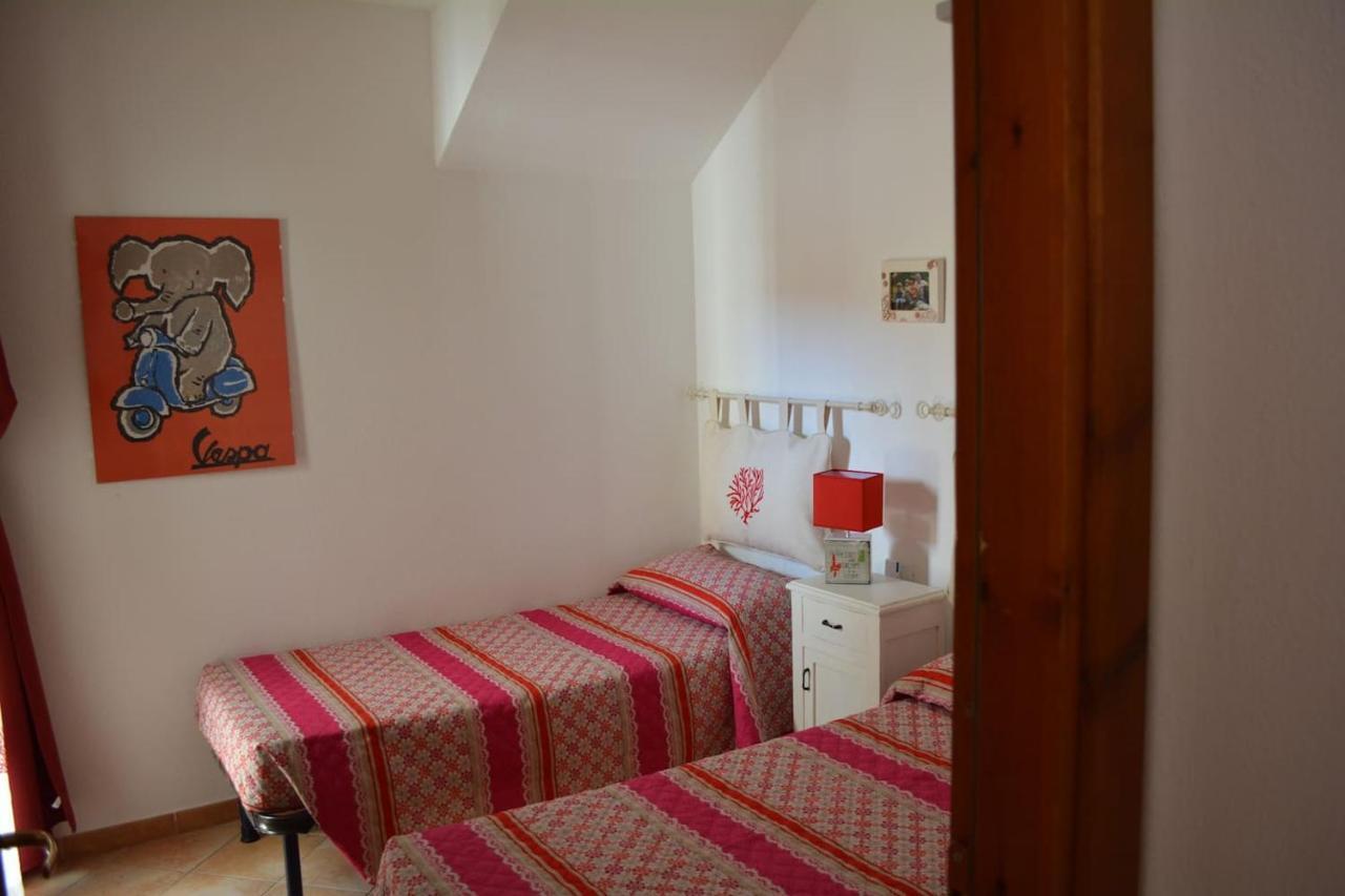 Casa Della Vespa Orosei Εξωτερικό φωτογραφία